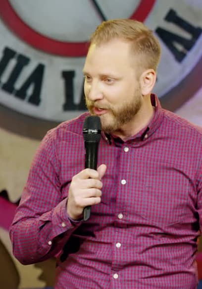 Affiche de S01:E102 - Andrew Hobbs: A Joke Unless It Works