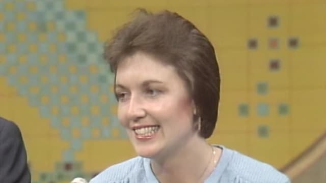 Watch Family Feud S1980:E85 - Episode 85 - Free TV Shows | Tubi