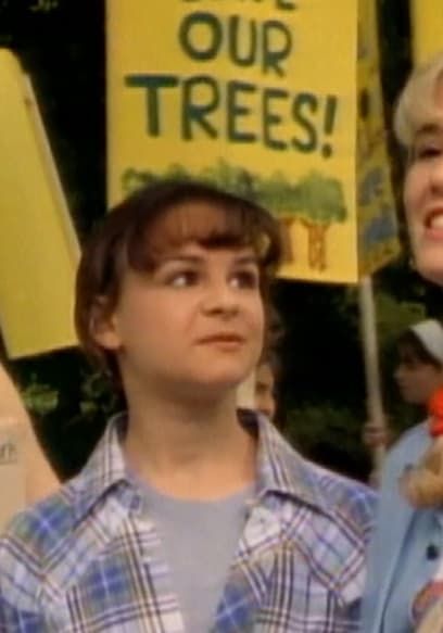S01:E09 - Dawn Saves the Trees poster