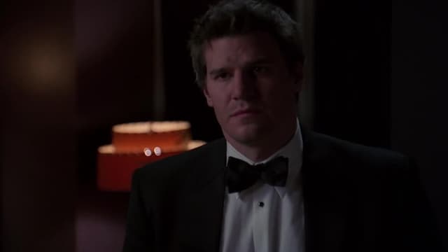 Watch Angel S03:E13 - Waiting in the Wings - Free TV Shows | Tubi