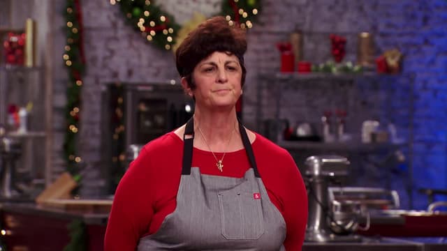 S07:E03 - Take Holiday Pies by Surprise