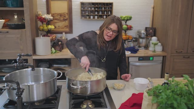S01:E03 - Pheasant Ragu With Pappardelle