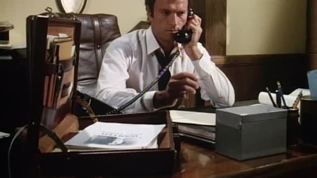 S05:E02 - Fugitives