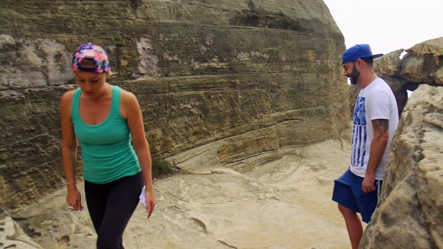 S04:E05 - Honeymoons (Pt. 2)