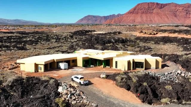 S01:É05 - S01:E05 - First Impressions