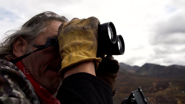 S13:E10 - Bow and Arrow or Not in the Yukon