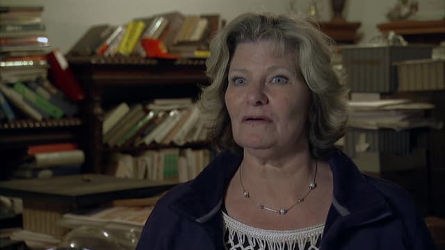 S13:E21 - Law and Hoarder