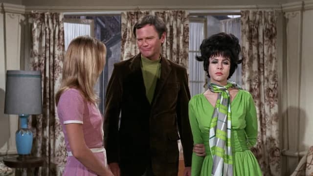 S08:E03 - Samantha and the Loch Ness Monster