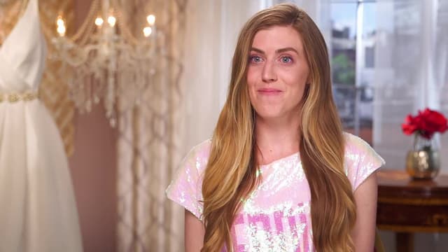 S18:E03 - 200% Trouble With This Dress