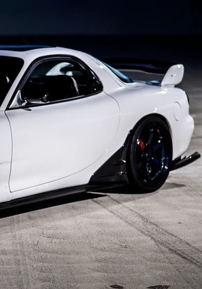 Affiche de S01:E07 - Building a Mazda Rx-7 in 10 Minutes!