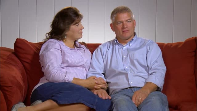 S03:E08 - Beaches, Boats and Bates