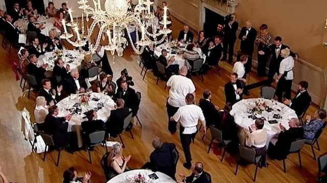 S05:E45 - Banquet