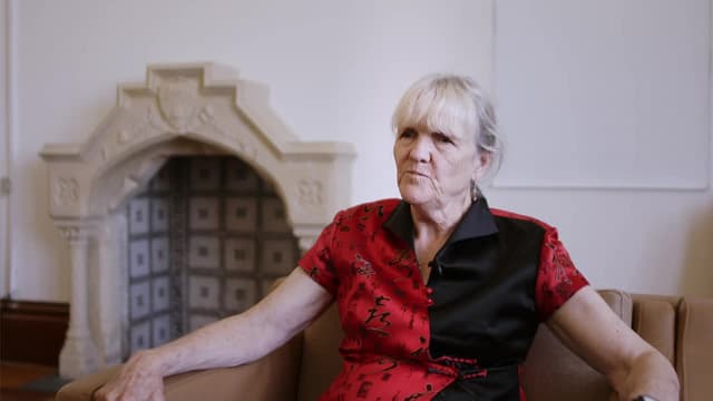 S01:E01 - Robbing the Cradle: The Looting of the Iraq Museum