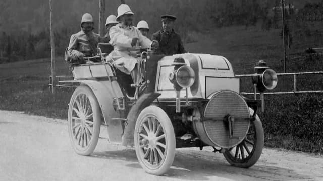 S02:E19 - Mercedes Motorsport: Beginning of an Era