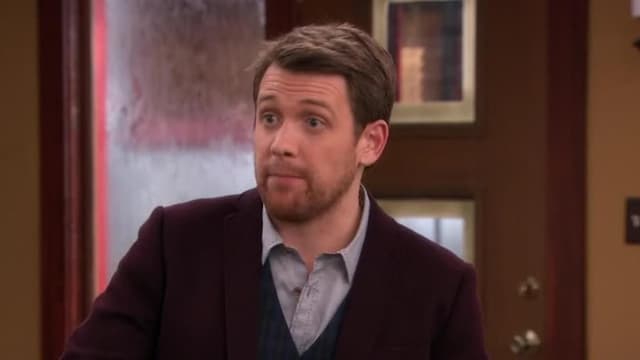 S03:E02 - Charlie and His New Therapist