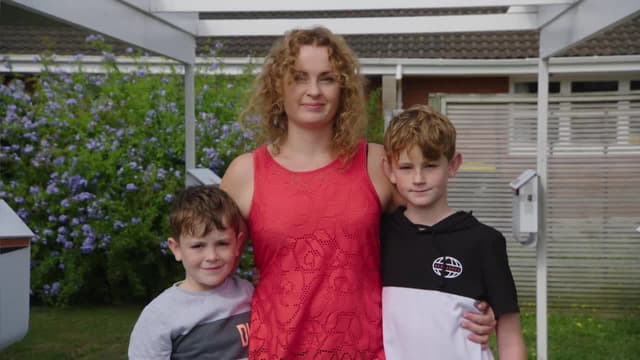 S01:E08 - Sullivans and Kavanaghs