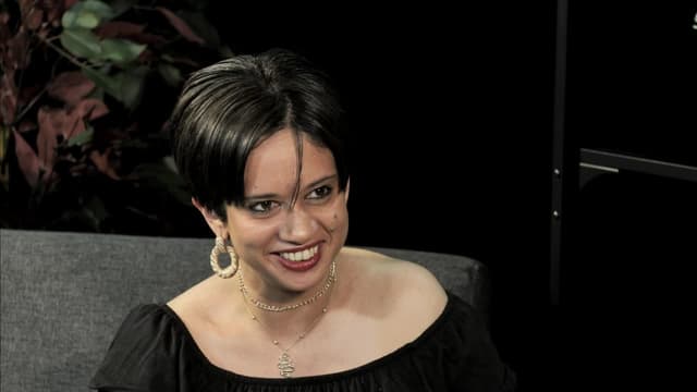 S03:E03 - Hilary Davis