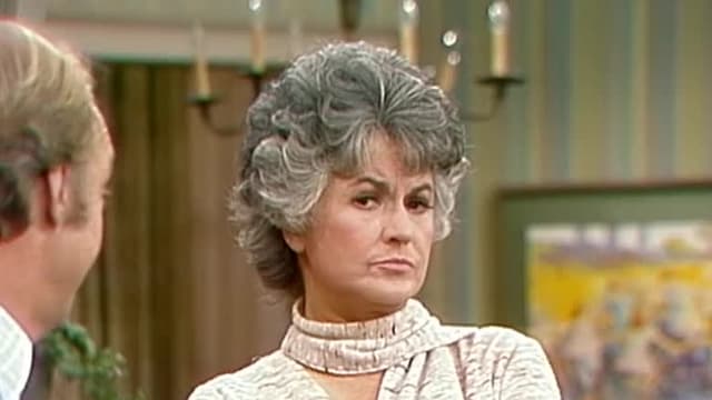 S03:E306 - Maude Meets the Duke