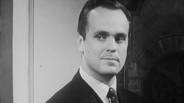 S02:E25 - Six Hands Across a Table