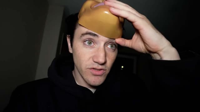 S01:E10 - I Infiltrated Their Secret Base