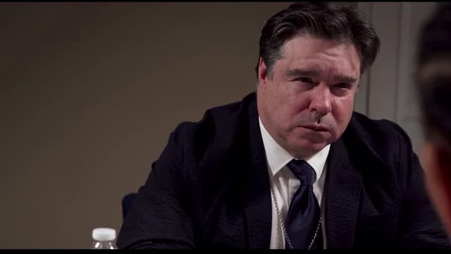 S01:E03 - Más espeso que el agua