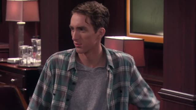 S01:E104 - Mike's Comeback