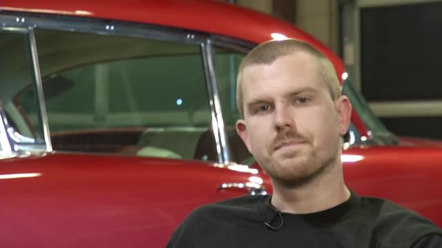 S01:E13 - Reflections