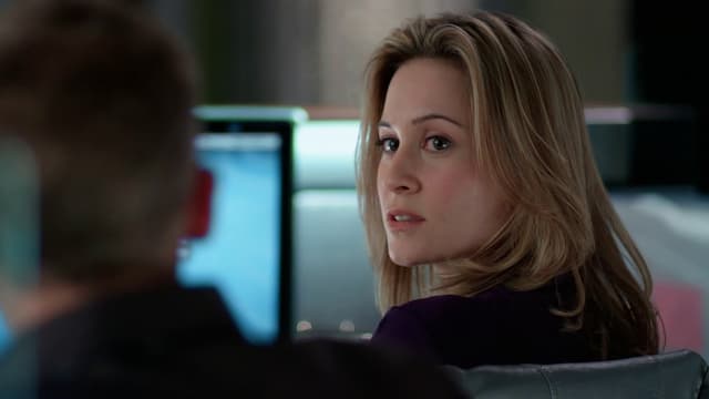 S01:E02 - Harry Has a Wife?