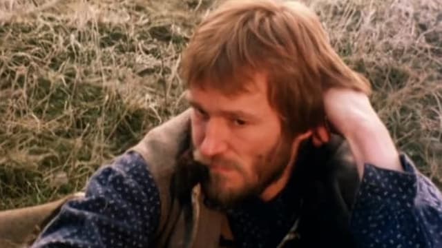 S01:E24 - The Russian and the Tartar