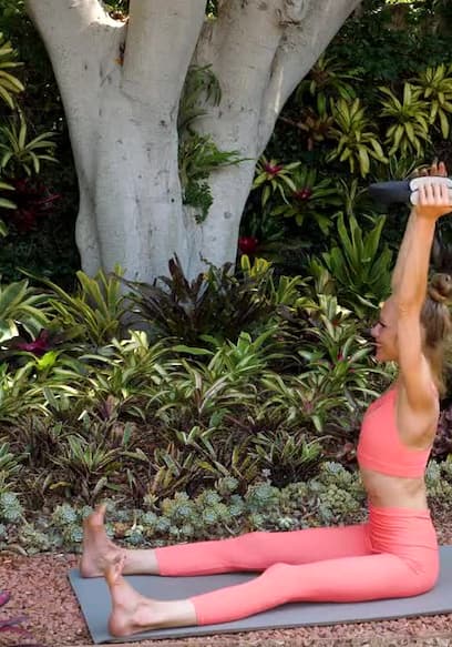 S01:E06 - 45 Min Mat Pilates Routine With Optional Ring poster