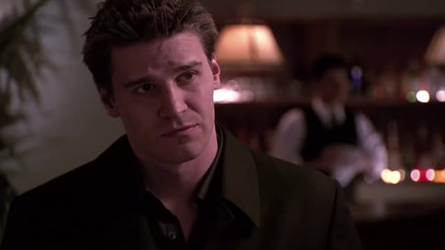 S01:E20 - War Zone