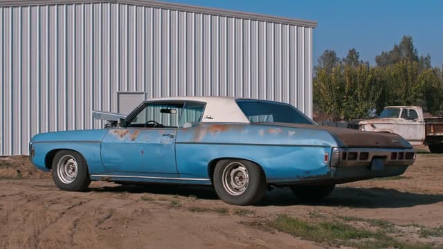 S07:E02 - Crusher Impala Rear End