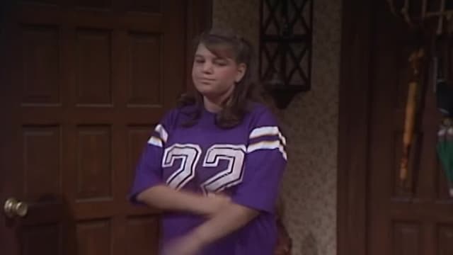 S03:E08 - From Russia with Love