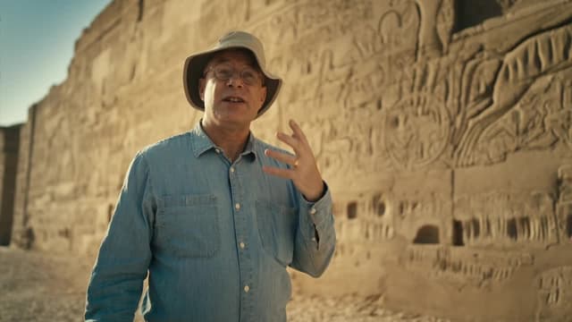 S01:E01 - The Birth of a Dynasty