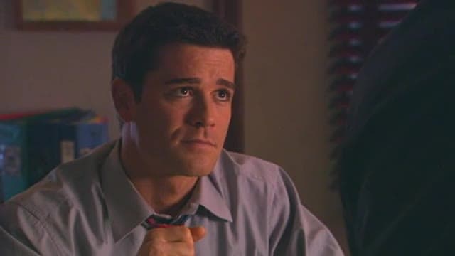 S01:E121 - The Sniper