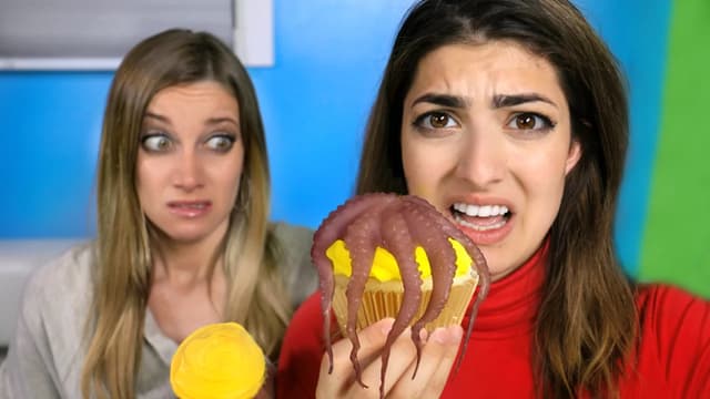 S01:E13 - Challenge - Slime Art / Leg Wax / Gross Cupcakes