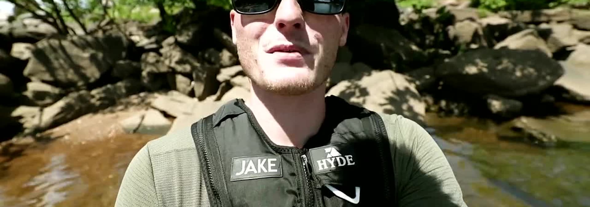 Watch Scuba Jake S02:E01 - 