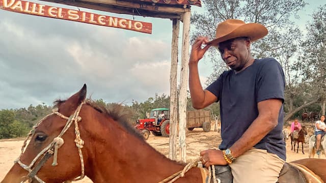 S01:E08 - Viñales - Cuba