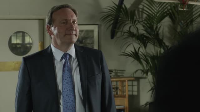 S16:E04 - El club de vuelo