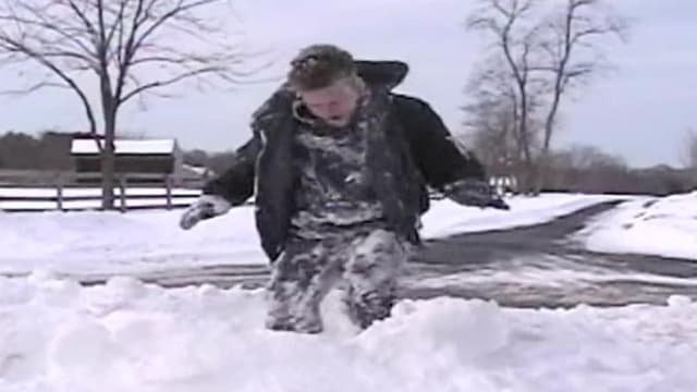 S03:E16 - Episode 16