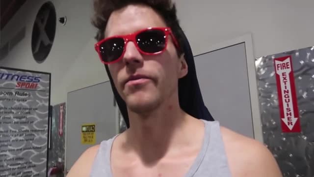 S01:E07 - Transforming Into Celebs / How Did Working Out Turn Into This / I Lost My Keys