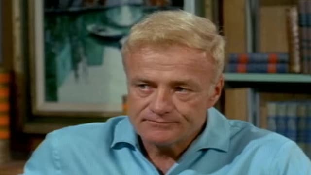 S02:E09 - Take Me Out of the Ballgame