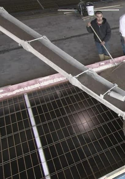 S18:E05 - Concrete Walls and 3D Printers poster