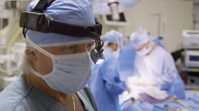 S03:E01 - The Limits of Medicine