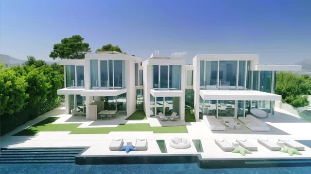 S01:E08 - Extreme Hideaways