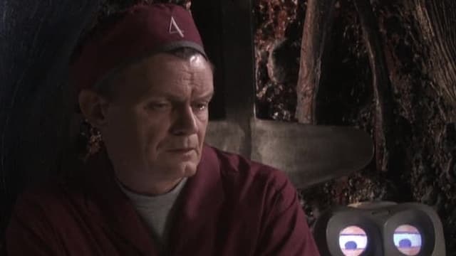 S03:E08 - The Key