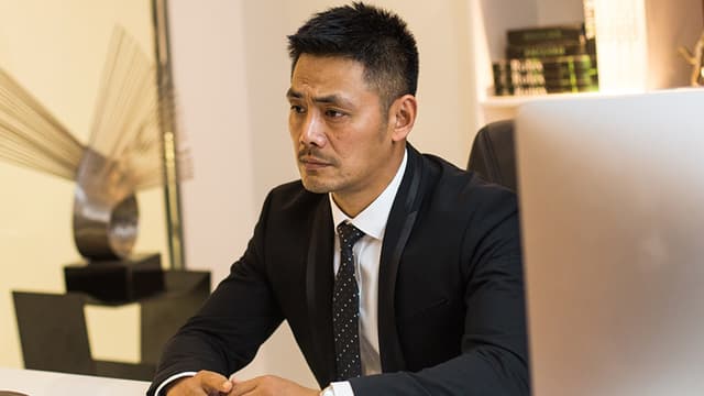 S01:E10 - Revelations