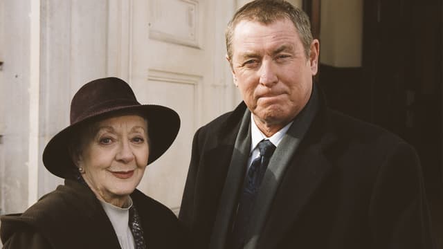 S09:E08 - Last Year's Model