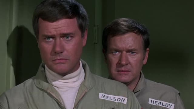 S05:E17 - The Solid Gold Jeannie