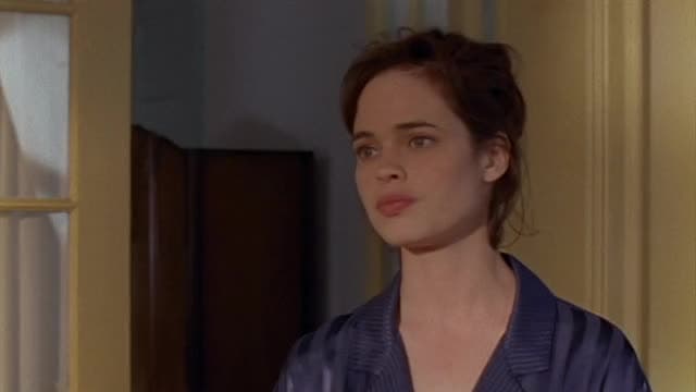 S01:E11 - Who's Hot, Who's Not